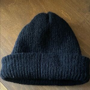 OZMA Black Alpaca Knit Hat